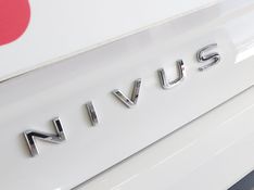 Volkswagen NIVUS 1.0 200 TSI TOTAL FLEX COMFORTLINE AUTOMÁTICO 2023/2023 BETIOLO NOVOS E SEMINOVOS LAJEADO / Carros no Vale