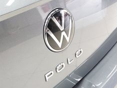 Volkswagen POLO 1.0 170 TSI HIGHLINE AUTOMÁTICO 2023/2024 BETIOLO NOVOS E SEMINOVOS LAJEADO / Carros no Vale