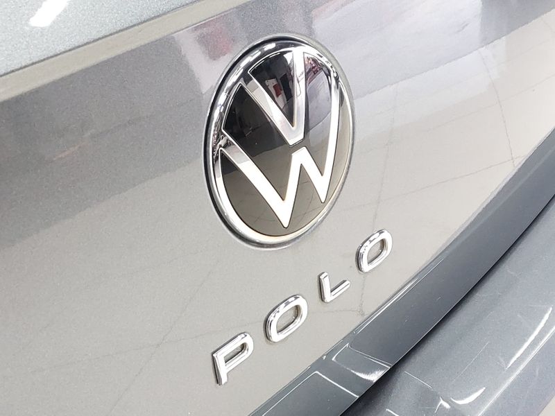 Volkswagen POLO 1.0 170 TSI HIGHLINE AUTOMÁTICO 2023/2024 BETIOLO NOVOS E SEMINOVOS LAJEADO / Carros no Vale