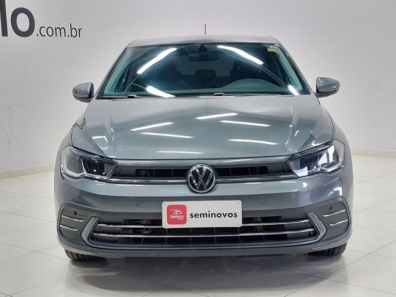 Volkswagen POLO 1.0 170 TSI HIGHLINE AUTOMÁTICO 2023/2024 BETIOLO NOVOS E SEMINOVOS LAJEADO / Carros no Vale