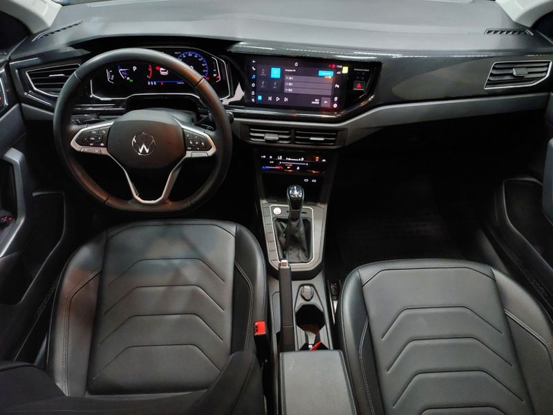 Volkswagen POLO 1.0 170 TSI HIGHLINE AUTOMÁTICO 2023/2024 BETIOLO NOVOS E SEMINOVOS LAJEADO / Carros no Vale