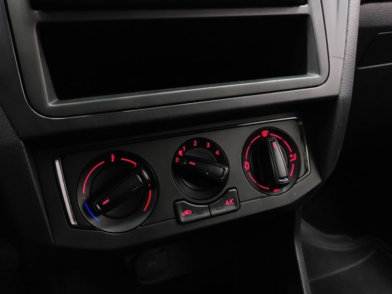 Volkswagen SAVEIRO 1.6 MSI ROBUST CS 8V FLEX 2P MANUAL 2021/2022 BETIOLO NOVOS E SEMINOVOS LAJEADO / Carros no Vale