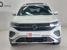 Volkswagen T-CROSS 1.0 200 TSI TOTAL FLEX COMFORTLINE AUTOMÁTICO 2024/2025 BETIOLO NOVOS E SEMINOVOS LAJEADO / Carros no Vale