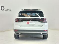 Volkswagen T-CROSS 1.0 200 TSI TOTAL FLEX COMFORTLINE AUTOMÁTICO 2024/2024 BETIOLO NOVOS E SEMINOVOS LAJEADO / Carros no Vale