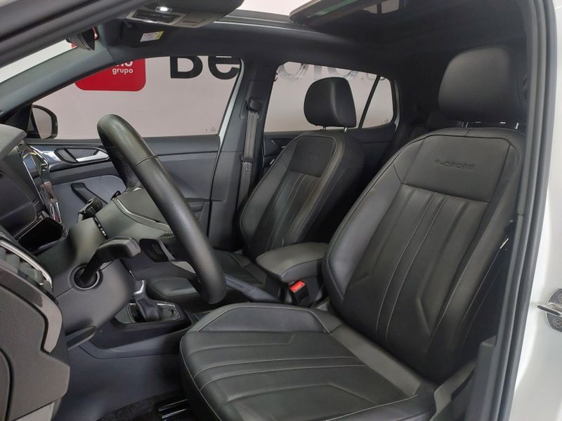 Volkswagen T-CROSS 1.0 200 TSI TOTAL FLEX COMFORTLINE AUTOMÁTICO 2024/2025 BETIOLO NOVOS E SEMINOVOS LAJEADO / Carros no Vale