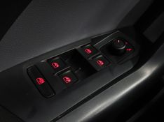 Volkswagen T-CROSS 1.0 200 TSI TOTAL FLEX SENSE AUTOMÁTICO 2022/2022 BETIOLO NOVOS E SEMINOVOS LAJEADO / Carros no Vale