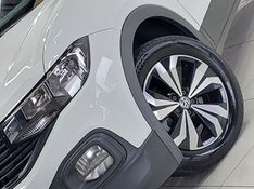 Volkswagen T-CROSS 1.0 200 TSI TOTAL FLEX SENSE AUTOMÁTICO 2022/2022 BETIOLO NOVOS E SEMINOVOS LAJEADO / Carros no Vale
