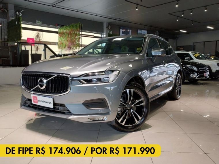 Volvo XC60 2.0 T5 GASOLINA MOMENTUM AWD GEARTRONIC 2020/2020 BETIOLO NOVOS E SEMINOVOS LAJEADO / Carros no Vale