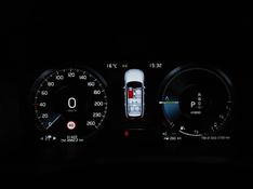 Volvo XC90 2.0 T8 HYBRID R-DESIGN AWD GEARTRONIC 2022/2022 BETIOLO NOVOS E SEMINOVOS LAJEADO / Carros no Vale