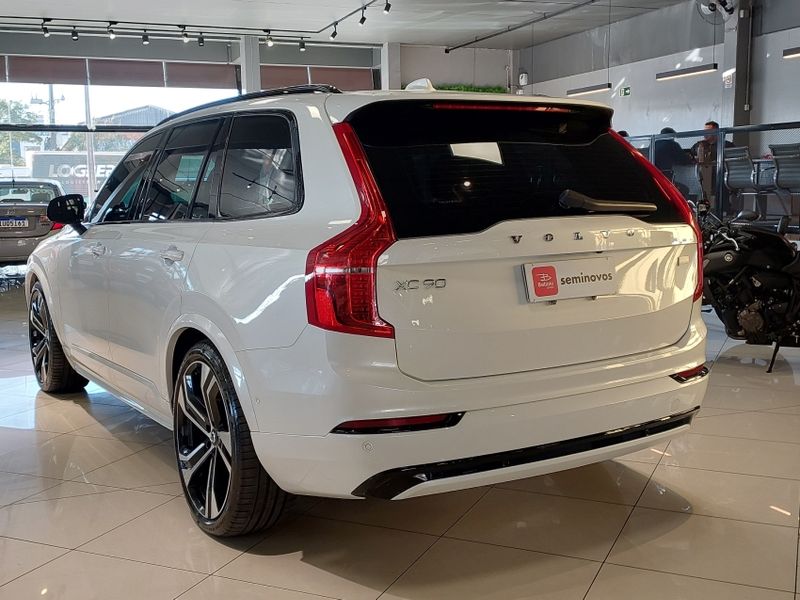 Volvo XC90 2.0 T8 HYBRID R-DESIGN AWD GEARTRONIC 2022/2022 BETIOLO NOVOS E SEMINOVOS LAJEADO / Carros no Vale