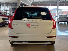 Volvo XC90 2.0 T8 HYBRID R-DESIGN AWD GEARTRONIC 2022/2022 BETIOLO NOVOS E SEMINOVOS LAJEADO / Carros no Vale