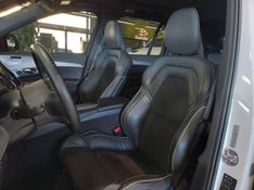 Volvo XC90 2.0 T8 HYBRID R-DESIGN AWD GEARTRONIC 2022/2022 BETIOLO NOVOS E SEMINOVOS LAJEADO / Carros no Vale