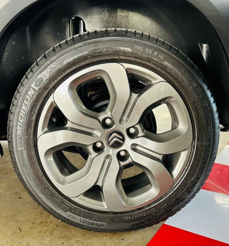 Citroen AIRCROSS 1.6 VTI 120 FLEX LIVE MANUAL 2017/2018 CASTELLAN E TOMAZONI MOTORS CAXIAS DO SUL / Carros no Vale