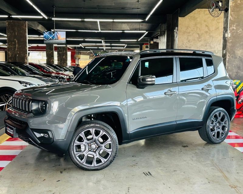JEEP RENEGADE 1.3 T270 TURBO FLEX S 4X4 AT9 2024/2024 CASTELLAN E TOMAZONI MOTORS CAXIAS DO SUL / Carros no Vale