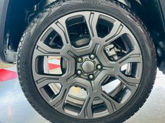 JEEP RENEGADE 1.3 T270 TURBO FLEX S 4X4 AT9 2024/2024 CASTELLAN E TOMAZONI MOTORS CAXIAS DO SUL / Carros no Vale