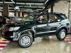 Toyota HILUX SW4 2.7 SR 4X2 16V FLEX 4P AUTOMÁTICO 2014/2015 CASTELLAN E TOMAZONI MOTORS CAXIAS DO SUL / Carros no Vale