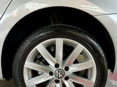 Volkswagen JETTA 2.0 COMFORTLINE FLEX 4P TIPTRONIC 2012/2012 CASTELLAN E TOMAZONI MOTORS CAXIAS DO SUL / Carros no Vale