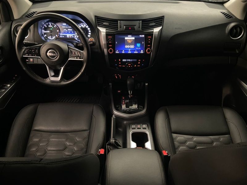 Nissan FRONTIER 2.3 16V TURBO DIESEL XE CD 4X4 AUTOMÁTICO 2024/2025 DRSUL SEMINOVOS CAXIAS DO SUL – LAJEADO – SANTA CRUZ DO SUL / Carros no Vale