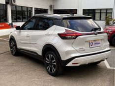 Nissan KICKS 1.6 16V FLEXSTART EXCLUSIVE XTRONIC 2023/2024 DRSUL SEMINOVOS CAXIAS DO SUL – LAJEADO – SANTA CRUZ DO SUL / Carros no Vale