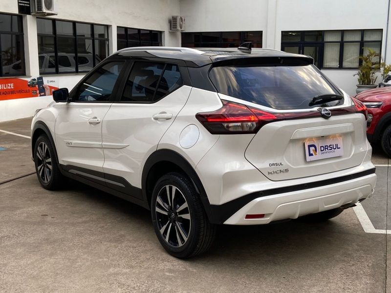 Nissan KICKS 1.6 16V FLEXSTART EXCLUSIVE XTRONIC 2023/2024 DRSUL SEMINOVOS CAXIAS DO SUL – LAJEADO – SANTA CRUZ DO SUL / Carros no Vale
