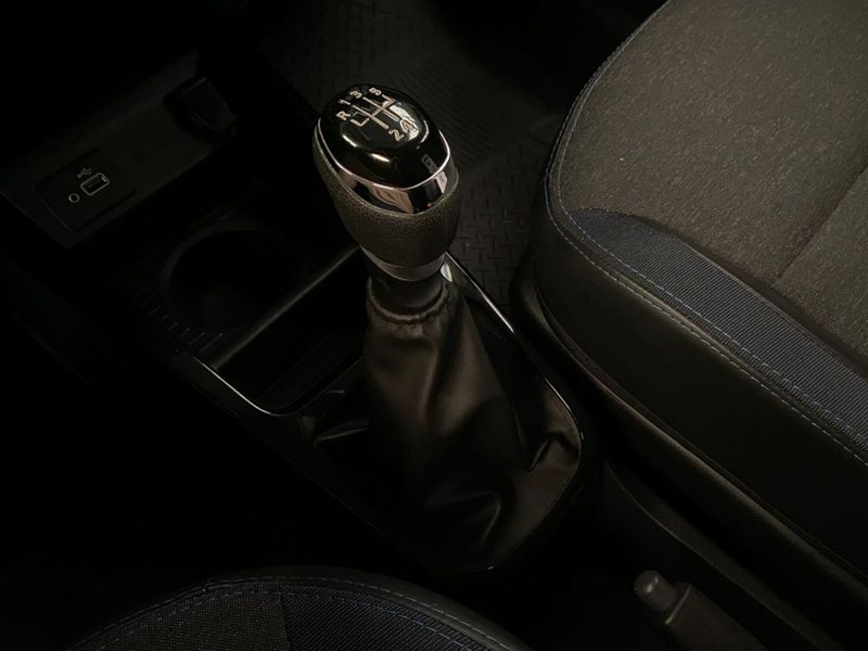 Renault KWID 1.0 12V SCE FLEX INTENSE MANUAL 2022/2023 DRSUL SEMINOVOS CAXIAS DO SUL – LAJEADO – SANTA CRUZ DO SUL / Carros no Vale