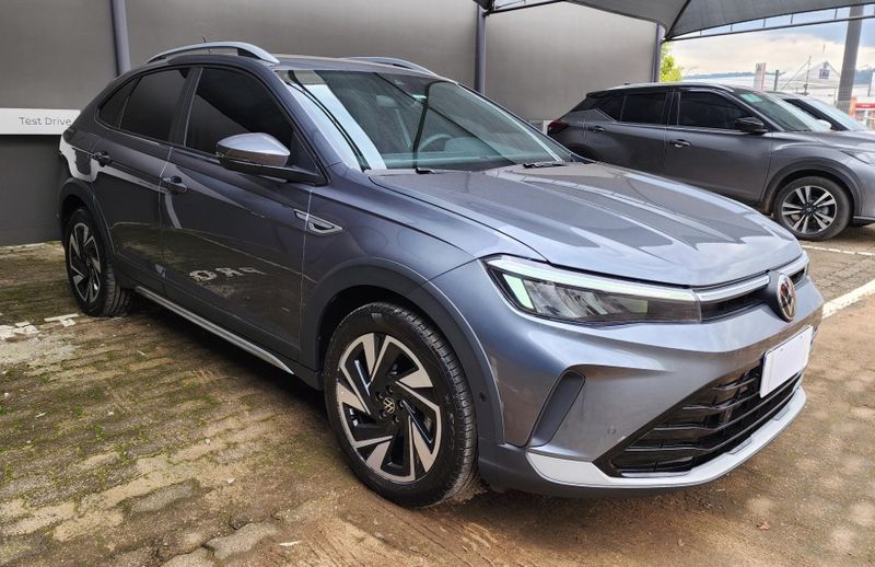 Volkswagen NIVUS 1.0 200 TSI TOTAL FLEX HIGHLINE AUTOMÁTICO 2024/2025 DRSUL SEMINOVOS CAXIAS DO SUL – LAJEADO – SANTA CRUZ DO SUL / Carros no Vale