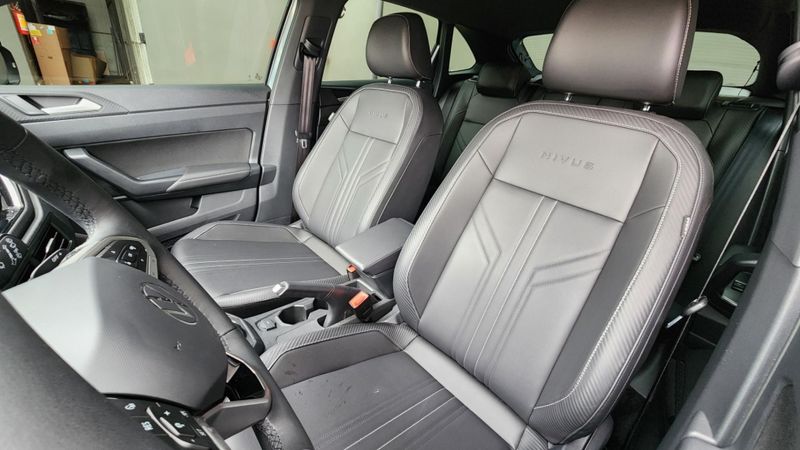 Volkswagen NIVUS 1.0 200 TSI TOTAL FLEX HIGHLINE AUTOMÁTICO 2024/2025 DRSUL SEMINOVOS CAXIAS DO SUL – LAJEADO – SANTA CRUZ DO SUL / Carros no Vale