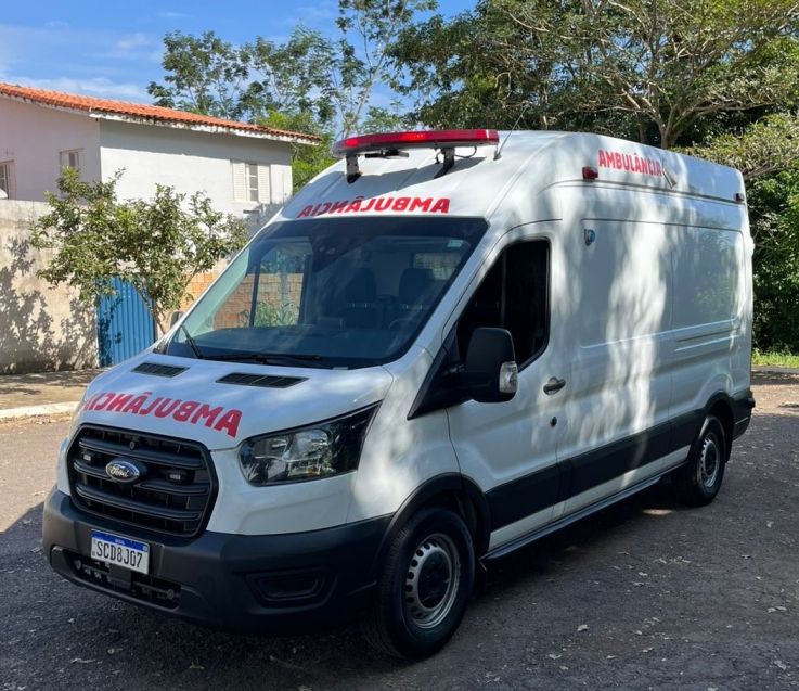 Ford TRANSIT 2.0 ECOBLUE DIESEL MINIBUS VIDRADA L3H2 AUTOMÁTICO 2022/2023 CAMINHÕES & CAMIONETAS PASSO FUNDO / Carros no Vale