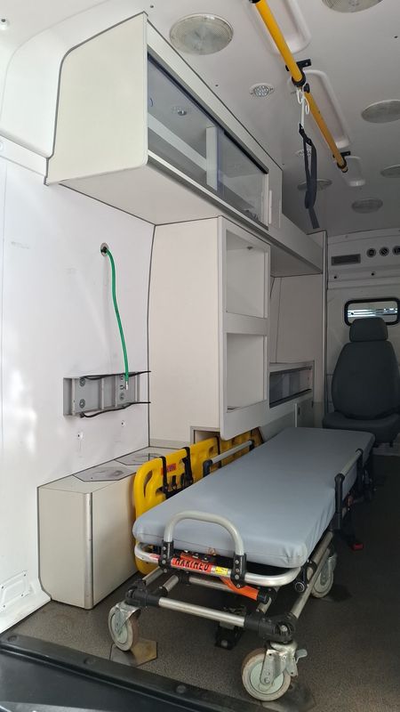 Ford TRANSIT 2.0 ECOBLUE DIESEL MINIBUS VIDRADA L3H2 AUTOMÁTICO 2022/2023 CAMINHÕES & CAMIONETAS PASSO FUNDO / Carros no Vale