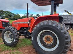 Massey Ferguson Trator 4275 MF 5275 4×4 2002/2002 CAMINHÕES & CAMIONETAS PASSO FUNDO / Carros no Vale