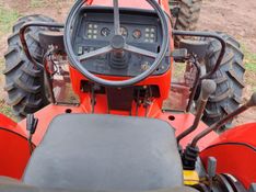 Massey Ferguson Trator 4275 MF 5275 4×4 2002/2002 CAMINHÕES & CAMIONETAS PASSO FUNDO / Carros no Vale