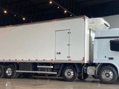 Mercedes-Benz Atego 3030 8×2 Câmara Fria 2021/2021 CAMINHÕES & CAMIONETAS PASSO FUNDO / Carros no Vale