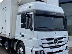 Mercedes-Benz Atego 3030 8×2 Câmara Fria 2021/2021 CAMINHÕES & CAMIONETAS PASSO FUNDO / Carros no Vale