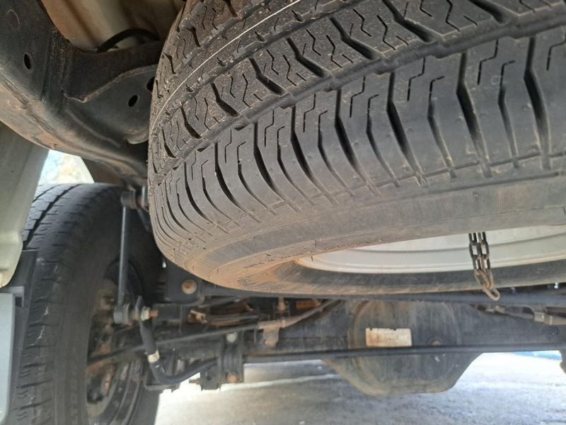 Nissan FRONTIER 2.3 16V TURBO DIESEL LE CD 4X4 AUTOMÁTICO 2017/2017 CAMINHÕES & CAMIONETAS PASSO FUNDO / Carros no Vale