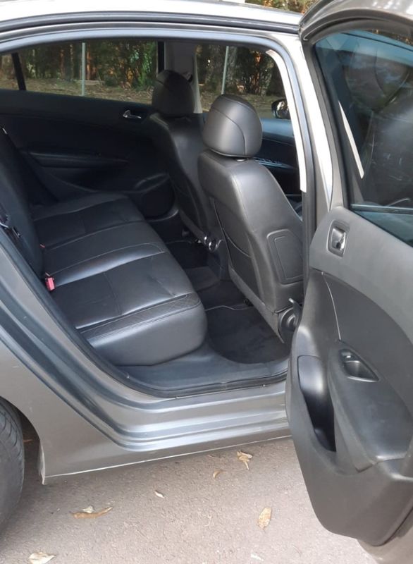 Peugeot 408 2.0 LIMITED 16V FLEX 4P AUTOMÁTICO 2012/2013 CAMINHÕES & CAMIONETAS PASSO FUNDO / Carros no Vale