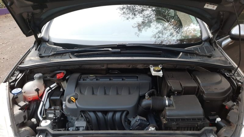 Peugeot 408 2.0 LIMITED 16V FLEX 4P AUTOMÁTICO 2012/2013 CAMINHÕES & CAMIONETAS PASSO FUNDO / Carros no Vale