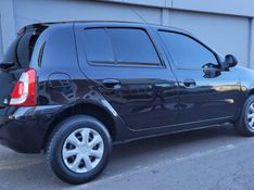 Renault CLIO 1.0 EXPRESSION 16V FLEX 4P MANUAL 2013/2014 CAMINHÕES & CAMIONETAS PASSO FUNDO / Carros no Vale