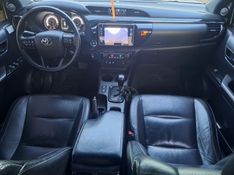 Toyota HILUX 2.8 SRX 4X4 CD 16V DIESEL 4P AUTOMÁTICO 2018/2019 CAMINHÕES & CAMIONETAS PASSO FUNDO / Carros no Vale
