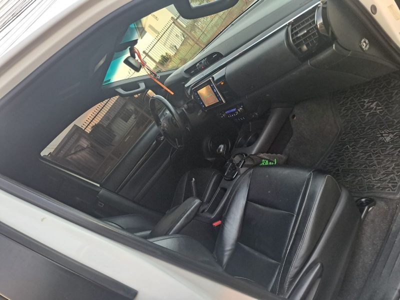 Toyota HILUX 2.8 SRX 4X4 CD 16V DIESEL 4P AUTOMÁTICO 2018/2019 CAMINHÕES & CAMIONETAS PASSO FUNDO / Carros no Vale