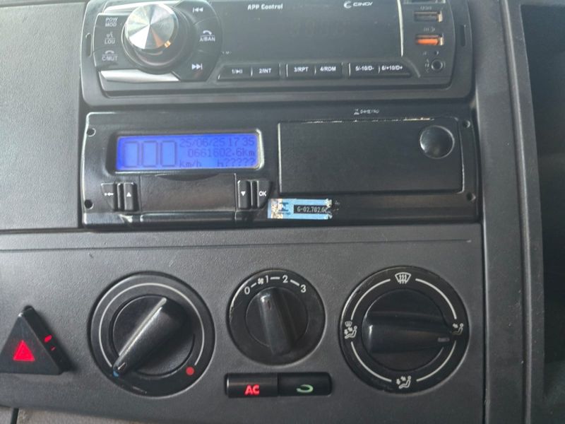Volkswagen 17-230 E Constellation 2p Chassi 2019/2020 CAMINHÕES & CAMIONETAS PASSO FUNDO / Carros no Vale