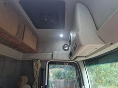 Volkswagen 24-280 CRM 6X2 24-280 E Constel 6×2 Baú 2017/2018 CAMINHÕES & CAMIONETAS PASSO FUNDO / Carros no Vale