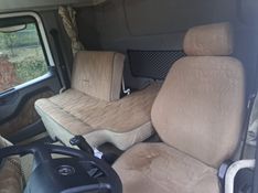Volkswagen 24-280 CRM 6X2 24-280 E Constel 6×2 Baú 2017/2018 CAMINHÕES & CAMIONETAS PASSO FUNDO / Carros no Vale