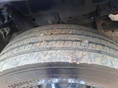 Volkswagen 24-280 CRM 6X2 24-280 E Constel 6×2 Baú 2017/2018 CAMINHÕES & CAMIONETAS PASSO FUNDO / Carros no Vale