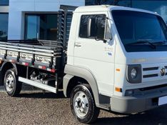 Volkswagen 5140 VW 5-140 E Delivery 2p (diesel) 2010/2010 CAMINHÕES & CAMIONETAS PASSO FUNDO / Carros no Vale