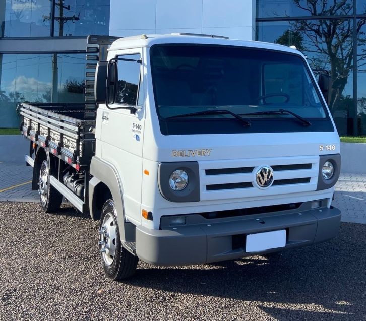 Volkswagen 5140 VW 5-140 E Delivery 2p (diesel) 2010/2010 CAMINHÕES & CAMIONETAS PASSO FUNDO / Carros no Vale