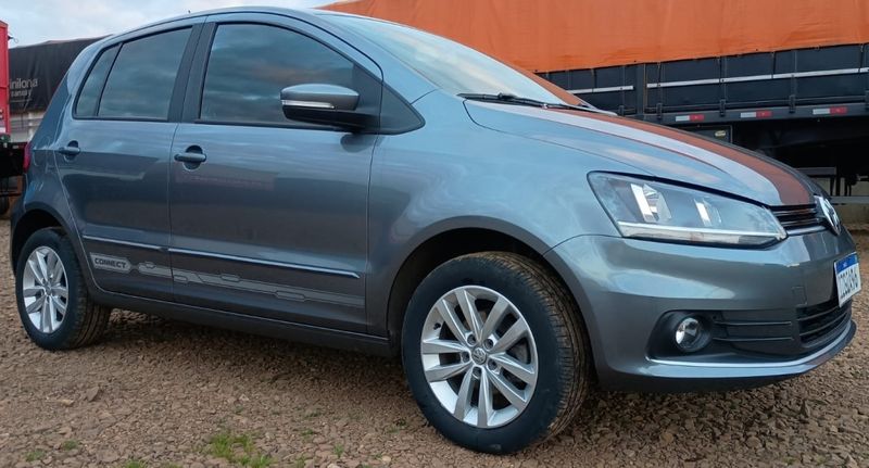 Volkswagen FOX 1.6 MSI TOTAL FLEX CONNECT 4P I-MOTION 2019/2019 CAMINHÕES & CAMIONETAS PASSO FUNDO / Carros no Vale
