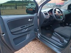 Volkswagen FOX 1.6 MSI TOTAL FLEX CONNECT 4P I-MOTION 2019/2019 CAMINHÕES & CAMIONETAS PASSO FUNDO / Carros no Vale