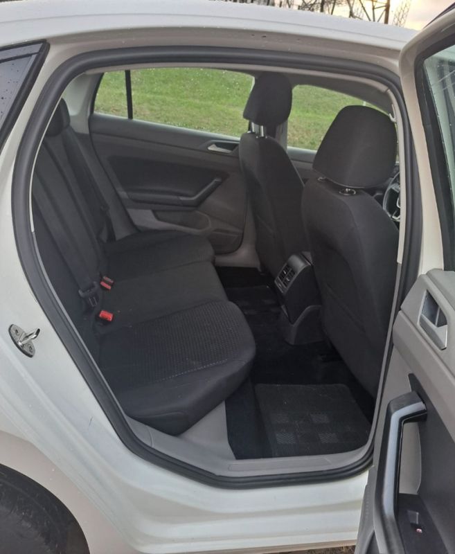 Volkswagen VIRTUS 1.0 200 TSI COMFORTLINE AUTOMÁTICO 2018/2018 CAMINHÕES & CAMIONETAS PASSO FUNDO / Carros no Vale