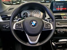 BMW X1 2.0 16V TURBO ACTIVEFLEX SDRIVE20I X-LINE 4P AUTOMÁTICO 2021/2022 CARRO DEZ NOVO HAMBURGO / Carros no Vale