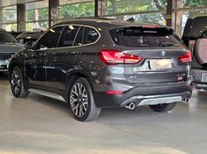 BMW X1 2.0 16V TURBO ACTIVEFLEX SDRIVE20I X-LINE PLUS 4P AUTOMÁTICO 2022/2022 CARRO DEZ NOVO HAMBURGO / Carros no Vale